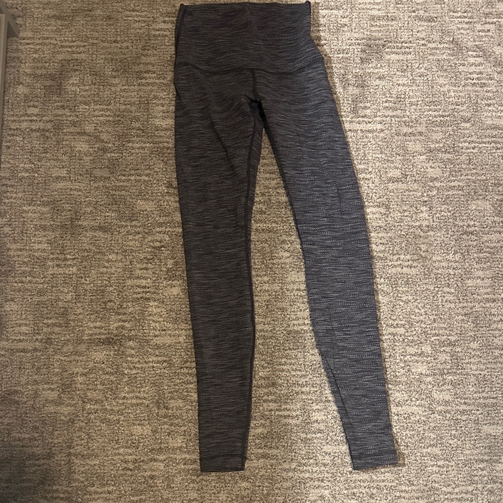 Lululemon leggings, size 4. Grey Wunder Under tight leggings.